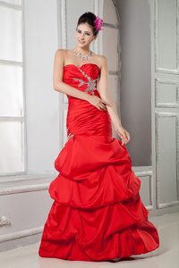 Sweet Red Mermaid Prom Dresses Sweetheart Beaded with Ruching and Pick-ups
