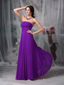 Simple Purple Empire Strapless Chiffon Ruched Evening Dresses in Floor-length