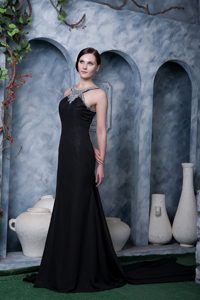 Brand New Black Evening Dress Patterns with Beadings and Backless