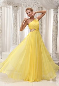 Brand New Beaded One Shoulder Yellow Chiffon Prom Dresses for Party with Ruching