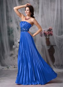 Luxurious Blue Strapless Prom Long Dress with Pleats and Beading