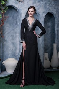 Black V-neck Long Sleeves Brush Train Prom Party Dress with Beading and Slit