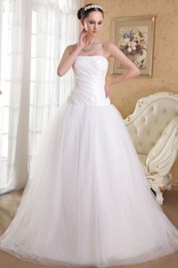 Princess Strapless Dresses for Wedding with Ruche in and Organza