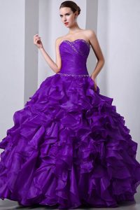 Eggplant Purple A-line Sweetheart Ruffled Dresses for Quince in Organza