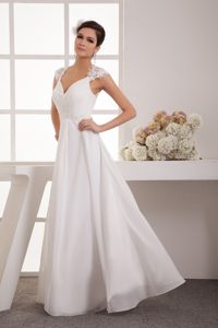 V-neck Long Prom Wedding Dress with Appliques on Promotion