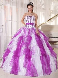 Latest Purple and White Strapless Sweet 16 Dresses with Ruffles and Appliques