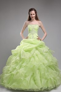 New Light Green Strapless Organza Quinceanera Dress with Beading and Ruffles