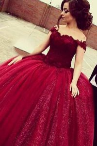 Wine Red Sequined Zipper Off The Shoulder Short Sleeves Floor Length Homecoming Dress Lace