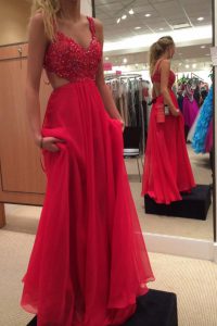 Red V-neck Backless Beading Prom Dress Sleeveless