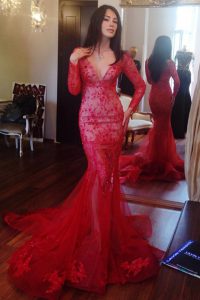 Sophisticated Mermaid Red Tulle Zipper V-neck Long Sleeves Prom Dress Sweep Train Beading and Lace