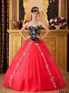 Black and Red Sweetheart Ball Gown Beaded Quinceanera Dresses with Flower