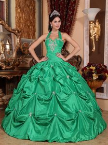 Green Ball Gown Halter Top Quinceanera Dresses in with Appliques