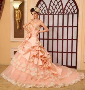 New A-line Sweetheart Organza Quinceanera Dresses with Lace and Beading