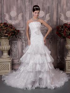 Appliqued Strapless Court Train Ruched Wedding Dresses with Layered Ruffles