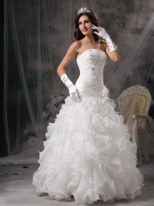 Chic Strapless Long Ruched Wedding Dress with Appliques and Ruffles