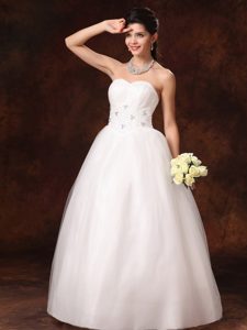 Sweetheart Beaded Wedding Dress with Long and Lace Up Back for 2014
