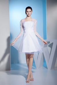 Nice A-line Long Sleeves Knee-length Wedding Dress with Ruffled Layers