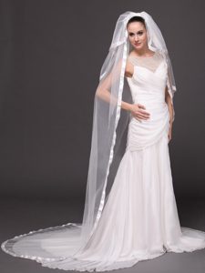 3 Layers and Appliques Ball Gown Bridal Veils For Wedding