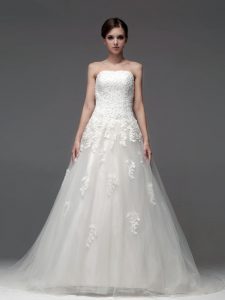 Brush Train A-line Wedding Dress White Strapless Tulle Sleeveless Lace Up