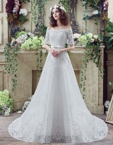 Custom Made Off the Shoulder Lace Up Wedding Gown White for Wedding Party with Lace and Appliques and Bowknot Court Trai
