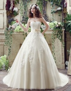 Champagne A-line Lace and Appliques and Bowknot Wedding Gown Lace Up Tulle Sleeveless