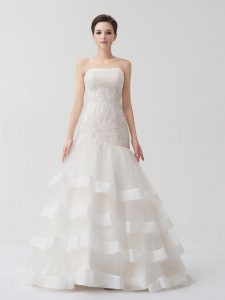 White A-line Beading and Appliques and Ruffled Layers Bridal Gown Lace Up Tulle Sleeveless