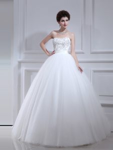 Amazing White A-line Strapless Sleeveless Tulle Floor Length Lace Up Beading and Appliques Wedding Dresses