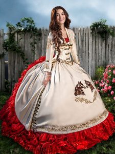 Deluxe White And Red Ball Gowns Beading and Embroidery and Ruffles Quinceanera Gowns Lace Up Organza and Taffeta Sleevel