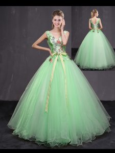 Hot Sale Sleeveless Appliques and Belt Lace Up 15 Quinceanera Dress