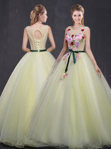 Scoop Organza Sleeveless Floor Length Quinceanera Dress and Appliques