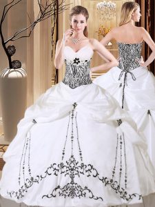 Sleeveless Taffeta Floor Length Lace Up Sweet 16 Quinceanera Dress in White with Embroidery and Pick Ups